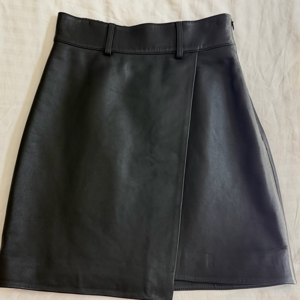 & Other Stories Napa Genuine Leather Wrap Skirt Black Genuine Leather US 0